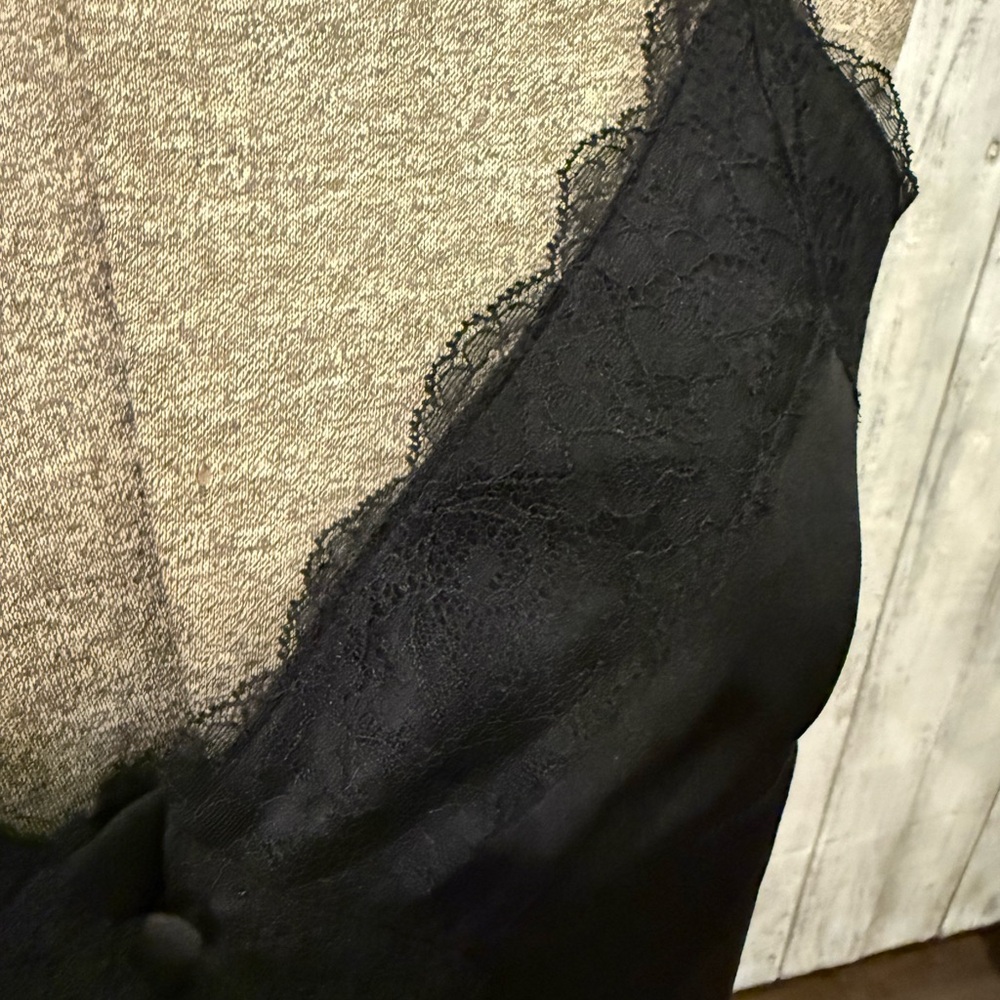 LA MIEL Black Lace Accent Top - Picture 4 of 7